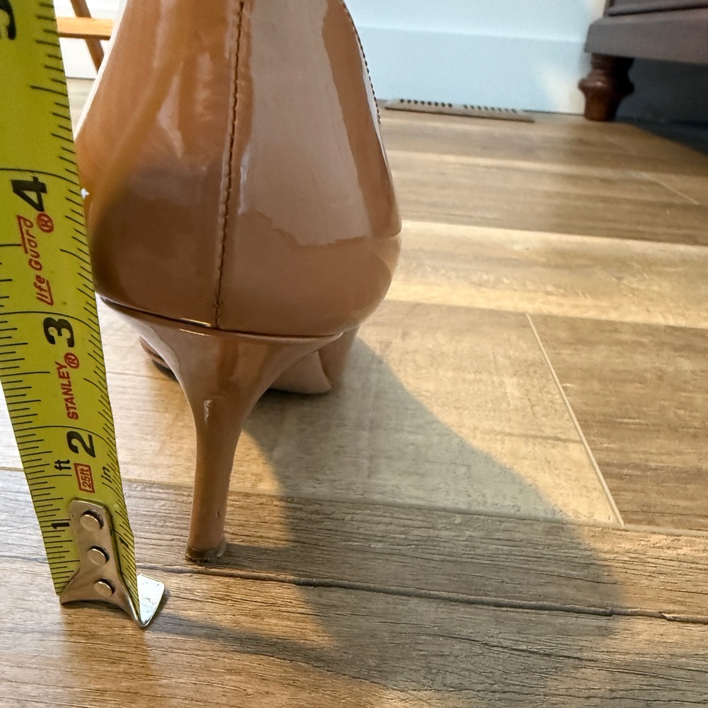 Authentic Prada Patented Leather Tan Heels, Size 40 (fit like US 9.5) - Picture 10 of 11